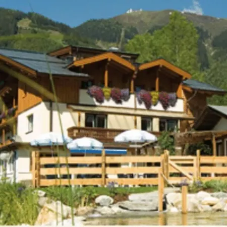 Gartenhotel Daxer מלון צל-אם-זי